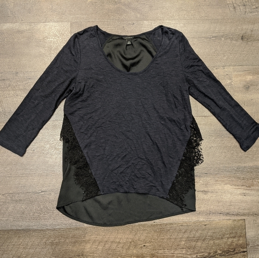 Ann Taylor Black Linen Blend Scoop Neck 3/4 Sleeve Shirt with Lace Size XS